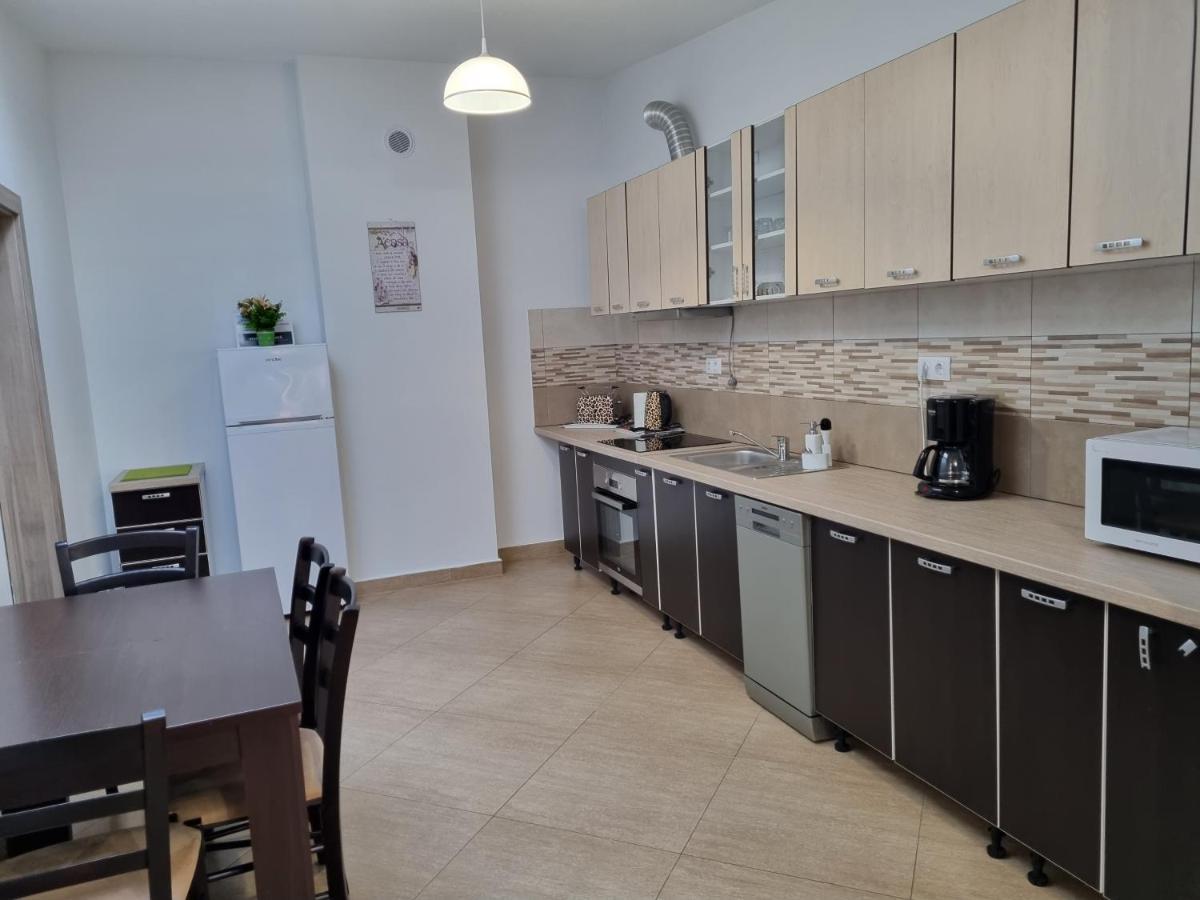 شقة Apartament Zona Centrala كلوج-نابوكا المظهر الخارجي الصورة